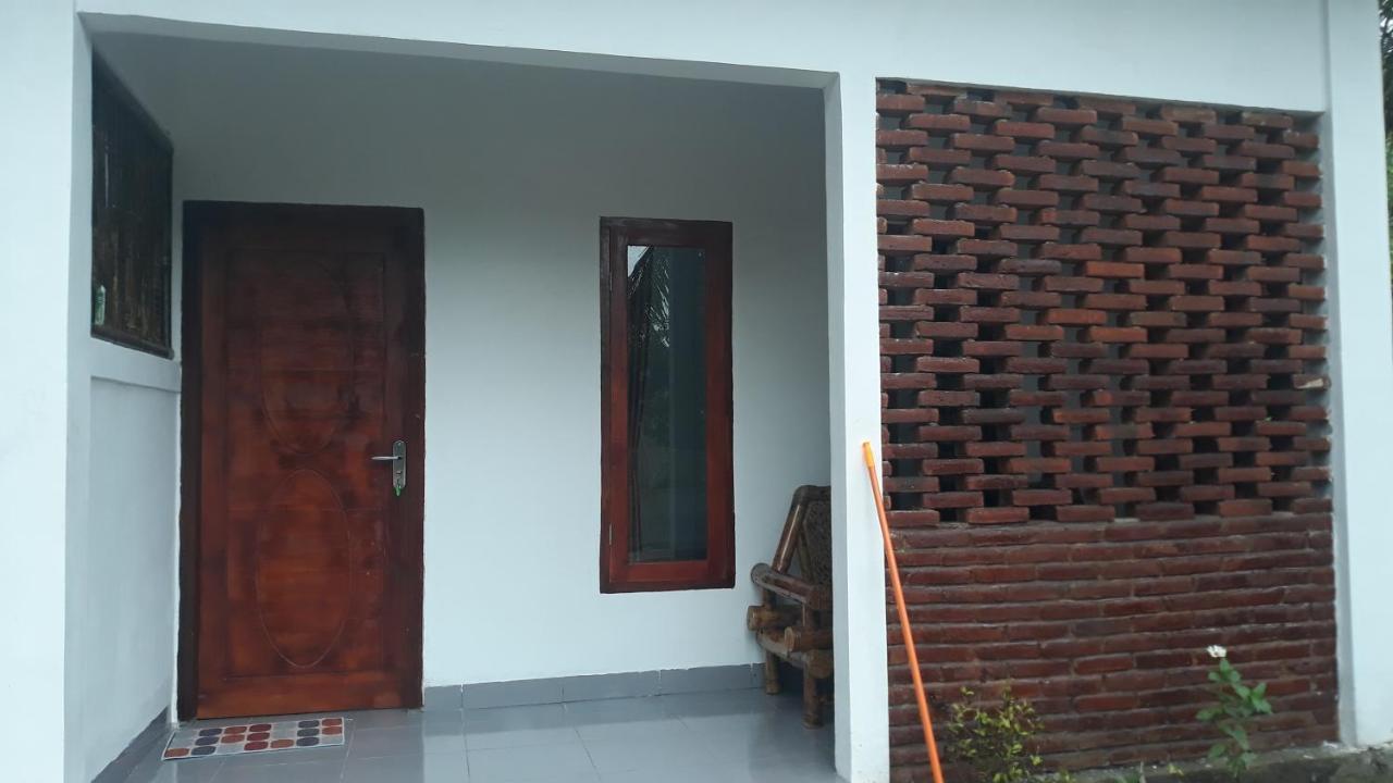 Mandalika Homestay Kuta  Zimmer foto